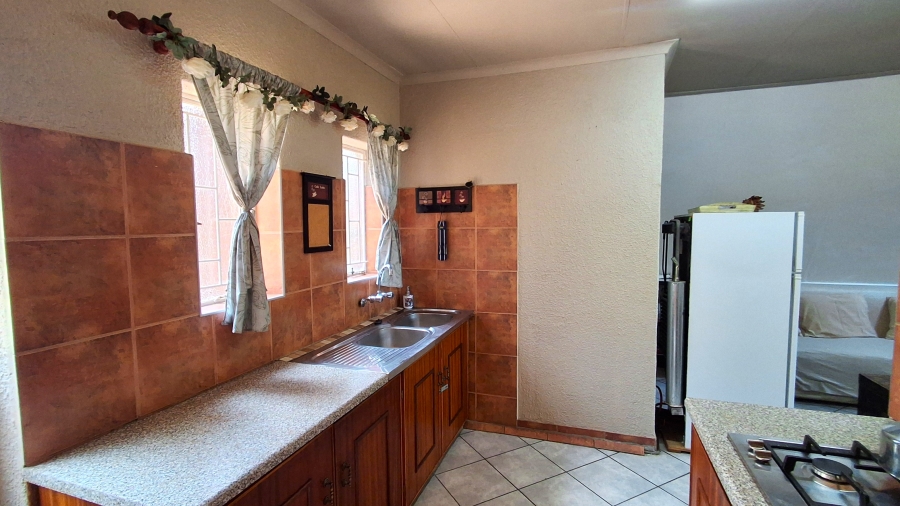 2 Bedroom Property for Sale in Utopia Nature Estate North West